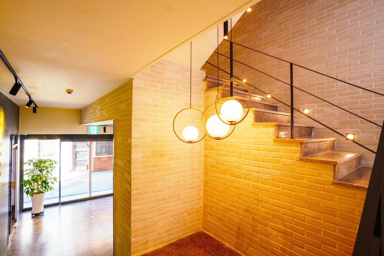 Hotel Pico Tongyeong Bagian luar foto