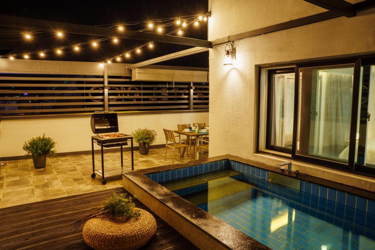 Hotel Pico Tongyeong Bagian luar foto